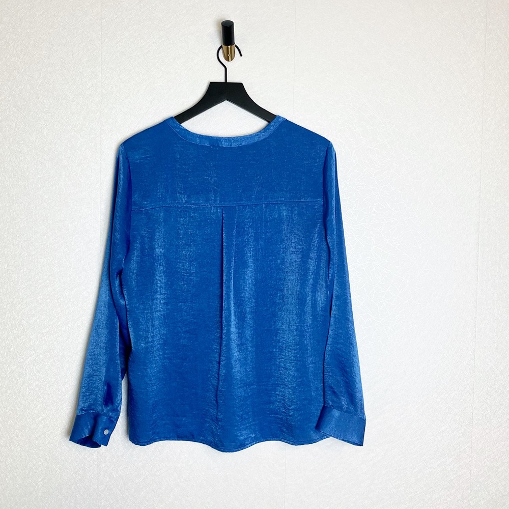Two by Vince Camuto Solid Sateen Mandarin Blouse Iridescent Long Sleeve Women M - Picture 6 of 6
